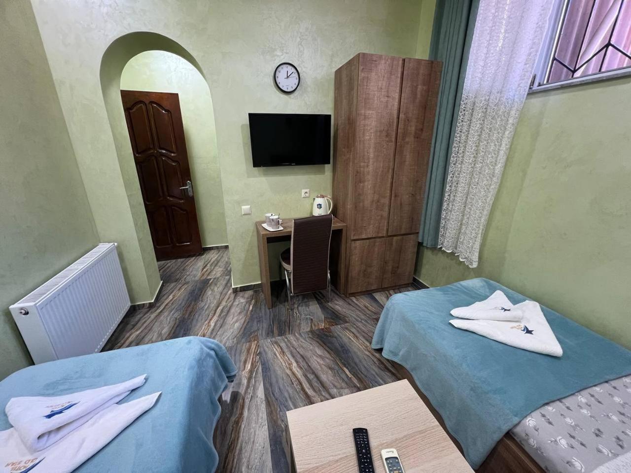 Hotel Old Star باتومي المظهر الخارجي الصورة