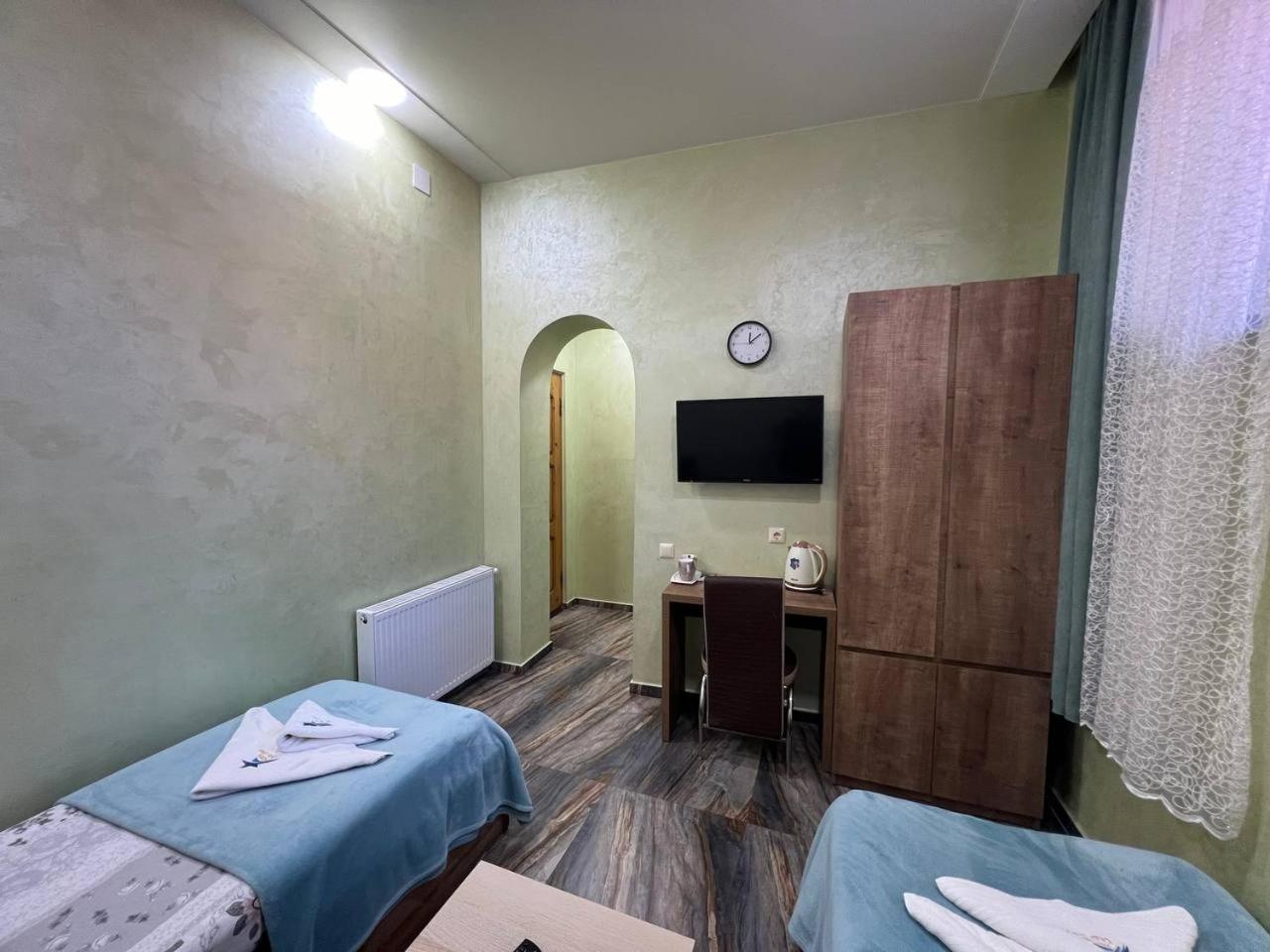 Hotel Old Star باتومي المظهر الخارجي الصورة