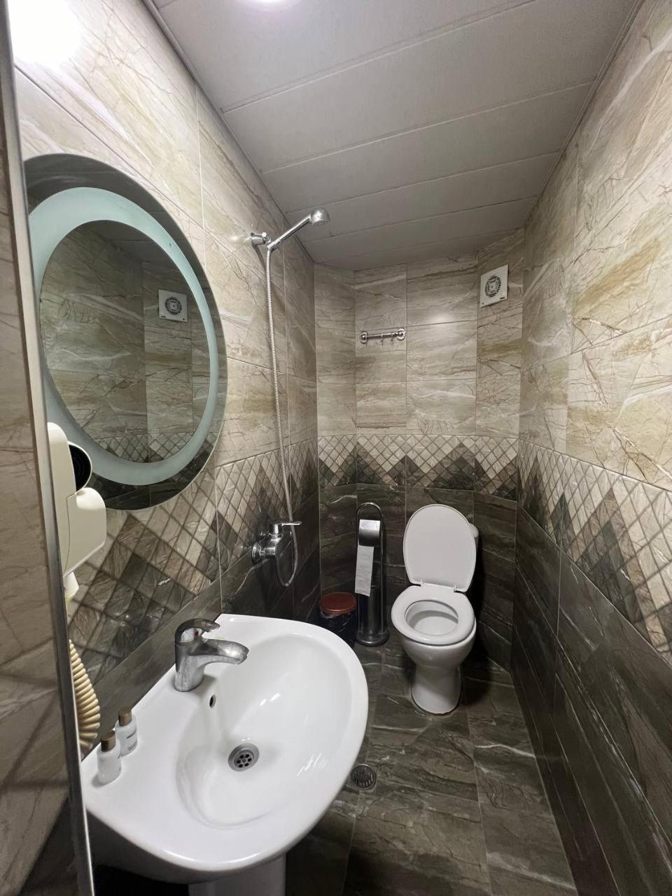 Hotel Old Star باتومي المظهر الخارجي الصورة