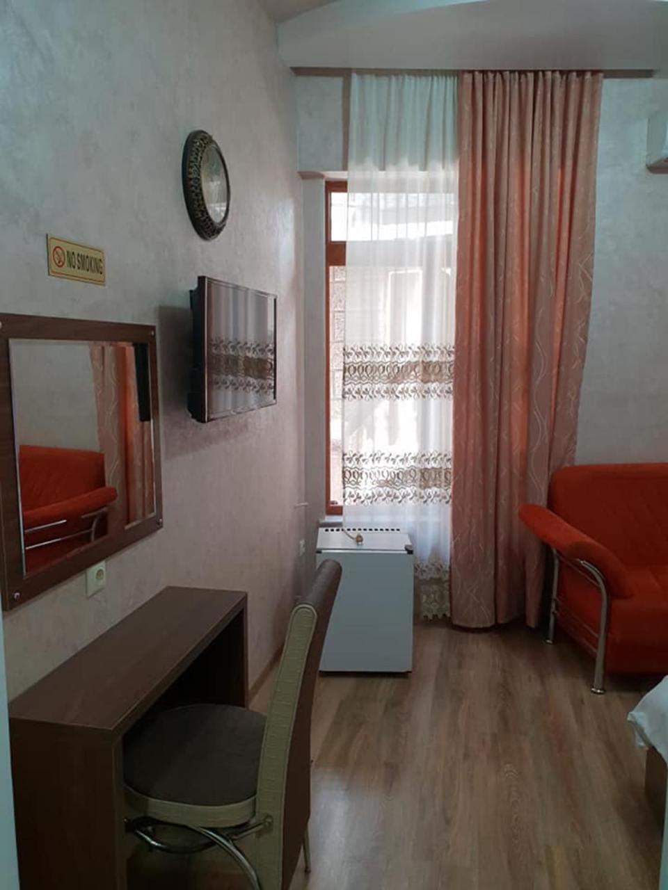 Hotel Old Star باتومي المظهر الخارجي الصورة
