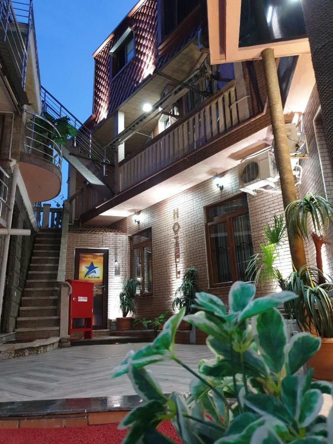 Hotel Old Star باتومي المظهر الخارجي الصورة