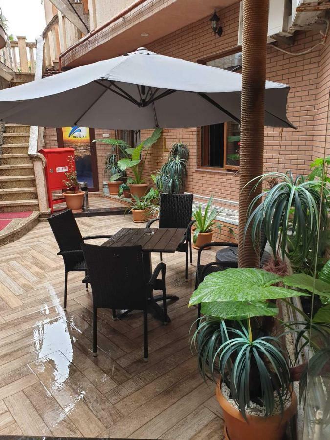 Hotel Old Star باتومي المظهر الخارجي الصورة